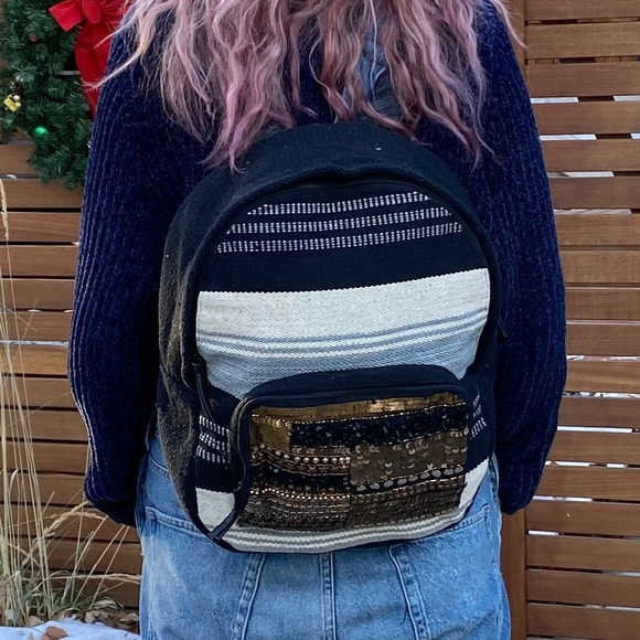 Fabric backpack with a bedazzled front pocket - Picture 2 of 3